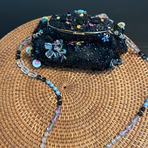 Mary Frances beaded designer handbag - Picture 6 of 10